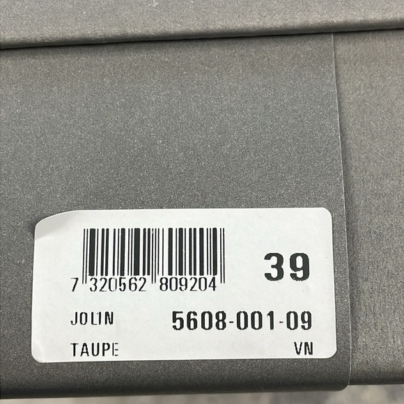 NIB Vagabond Jolin Ballet Mary Jane Flats Patent Taupe Sz 39 - Picture 4 of 16